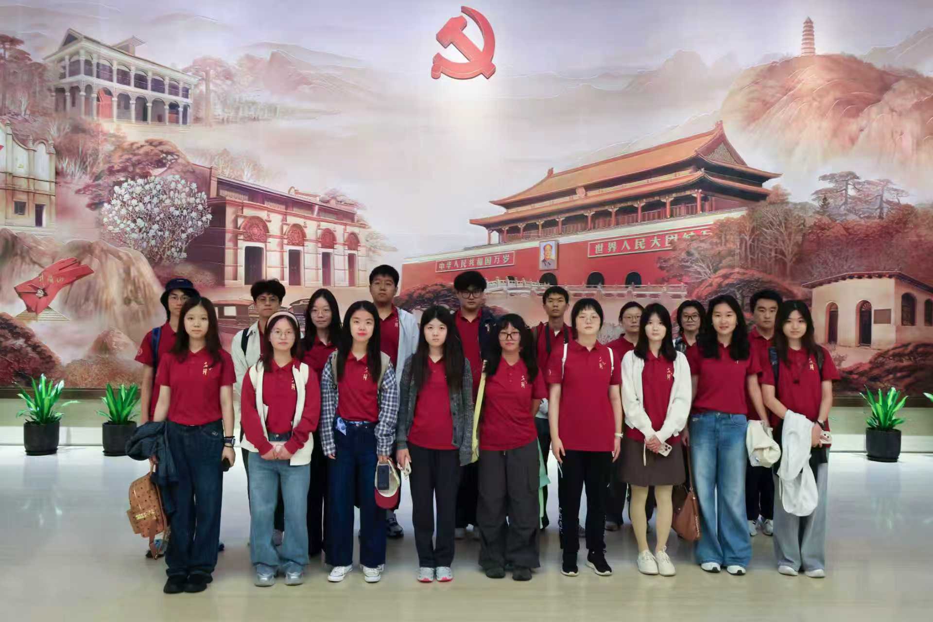 上海·班级团日活动 的照片